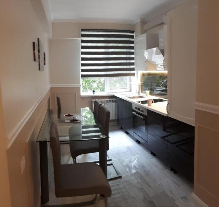Appartamento Apartament Ultracentral Constanţa Esterno foto